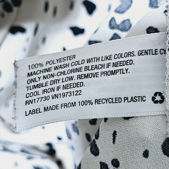 A New Day Button-Up Top Women's Plus Size 4X Cream & Black Dotted Casual Office - Picture 8 of 8